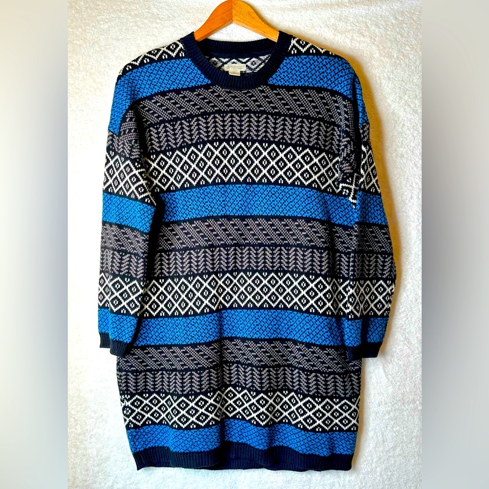 element eden blue white pattern knit dress size small will fit up to a large